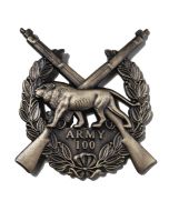 Issue Metal British Army 100 Shooting Badge