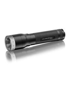 L7 Lightweight Torch Test-It Pack by Led Lenser